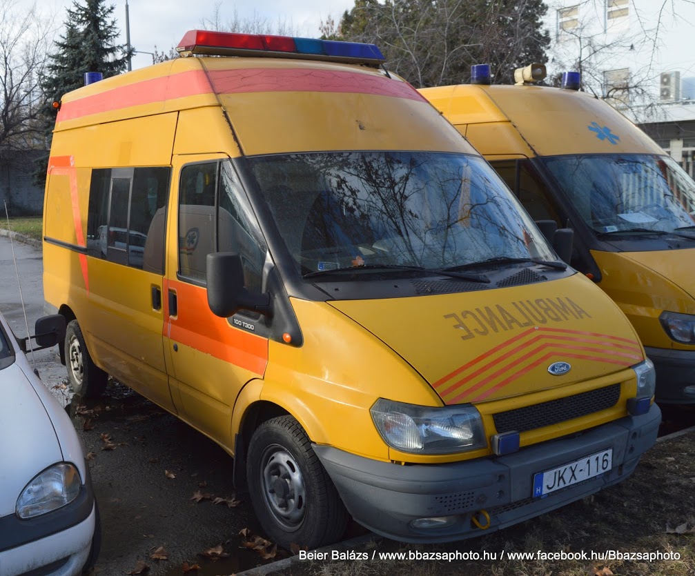 Ford Transit – Pécsi koraszülöttmentő