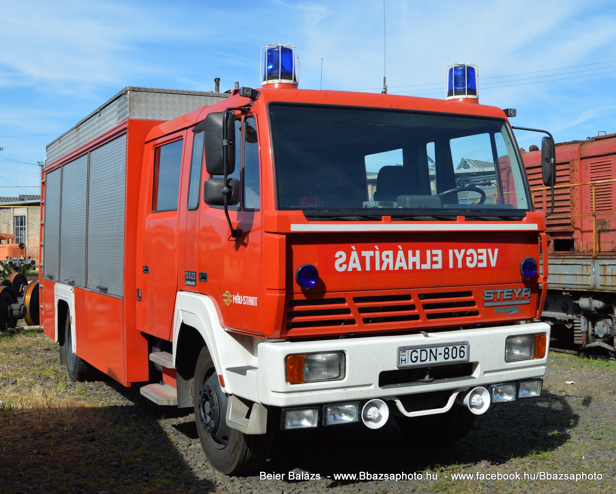 Steyr 13s23 Rosenbauer – Vegyi elhárító