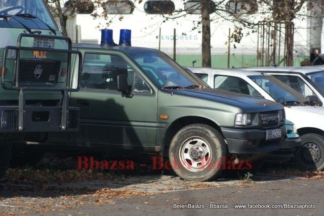 Opel Campo – Rendőrség