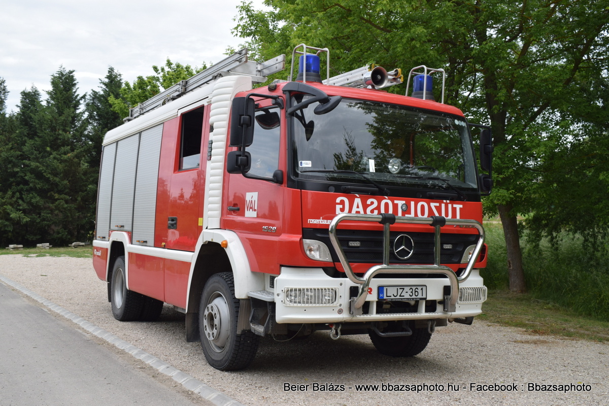 Mercedes Atego 1529 Rosenbauer AT2 – Vál ÖTP