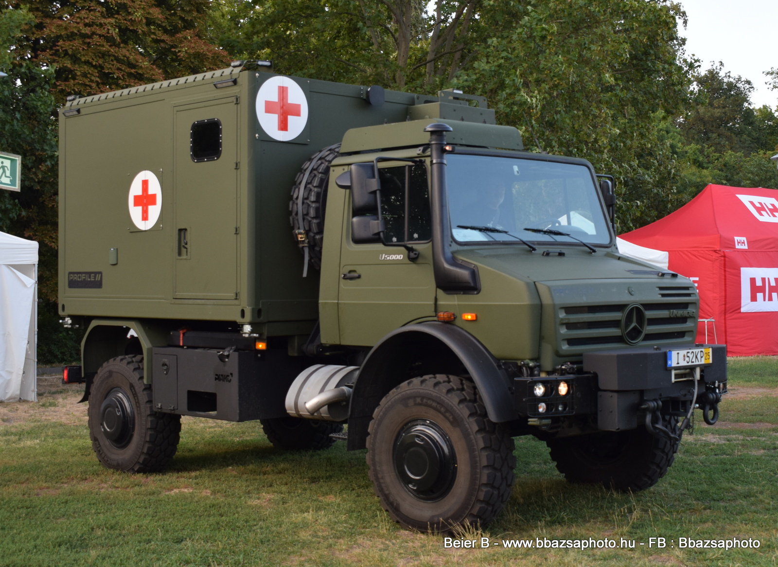 Mercedes Unimog U5000 – Profile